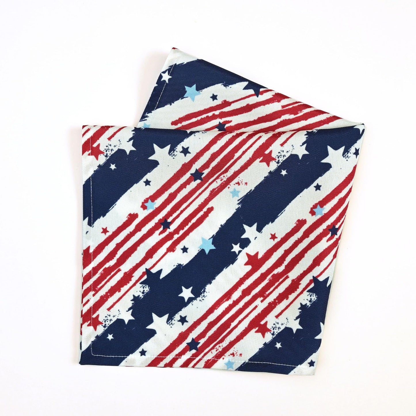 CAIT CHAPMAN HOME COLLECTION Red White Blue Stars and Strips Easy-Care Fabric Tablecloth (60"x84")