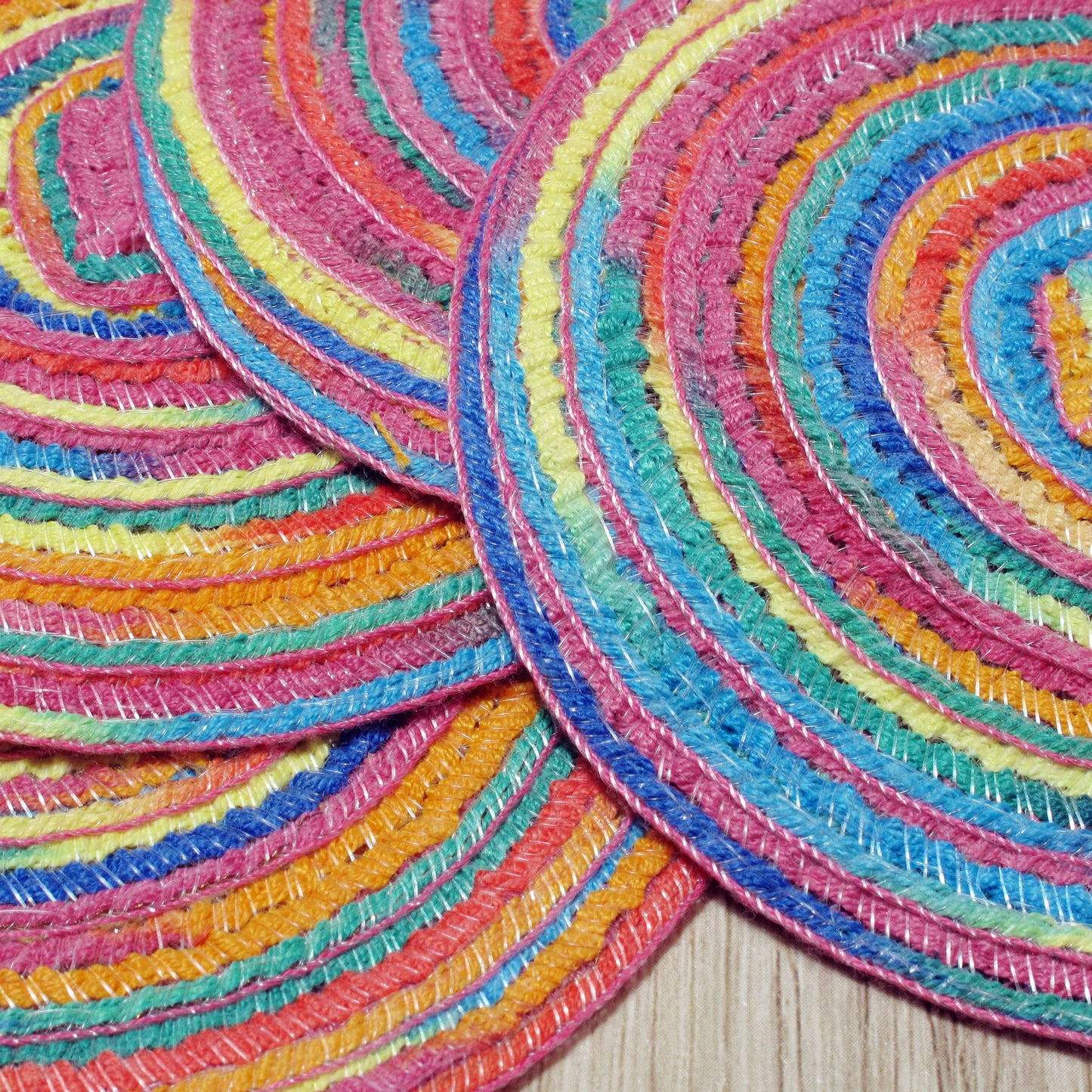 CAIT CHAPMAN HOME COLLECTION Multi-Color Braided Woven Fabric Placemats (12"x18" Oval Placemat, Blue)