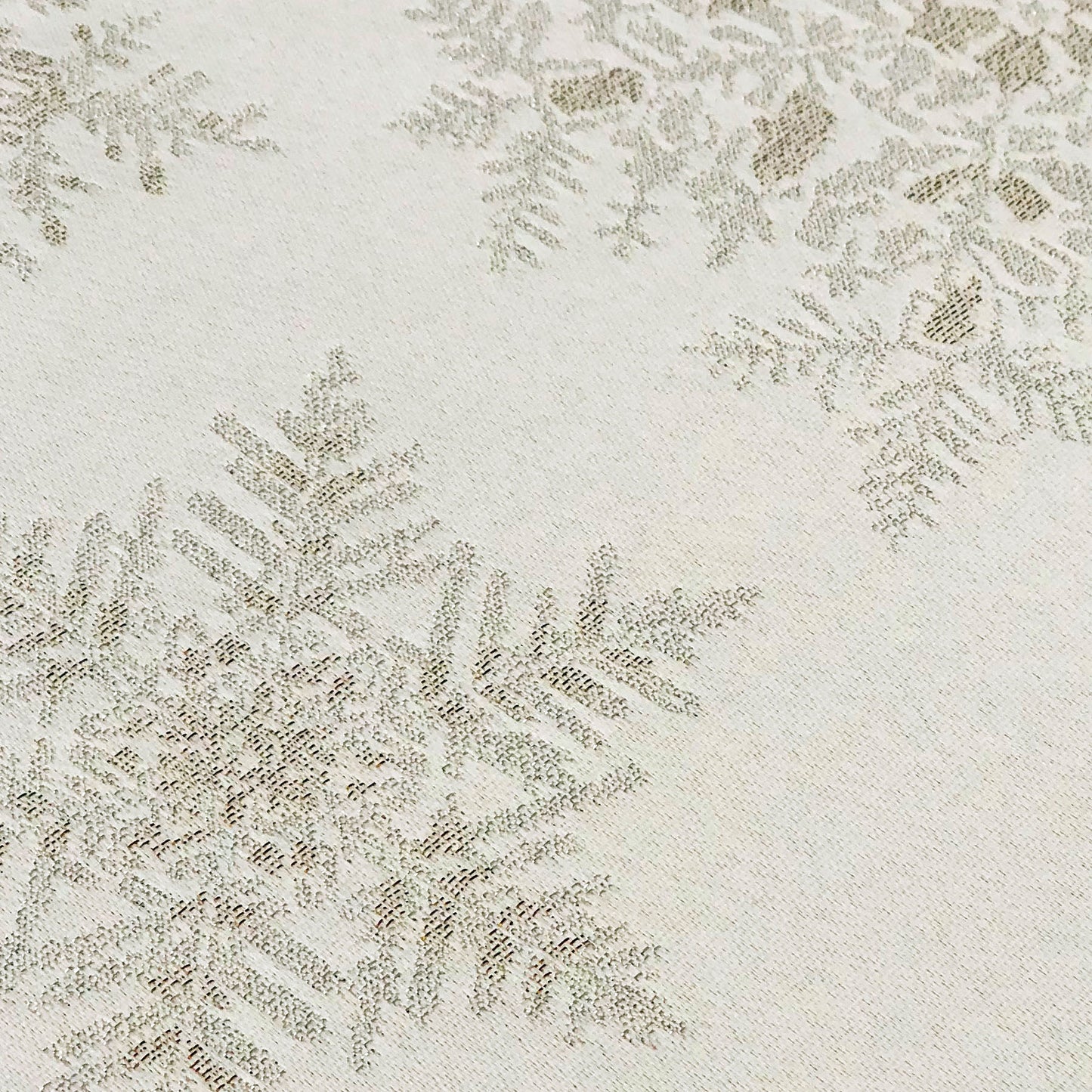 Holiday Snowflakes Metallic Thread Jacquard Woven Tablecloth